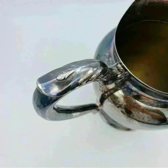 Vintage Wm A Rogers Sliverplate Water Pitcher with Ice Guard - Picture 8 of 15